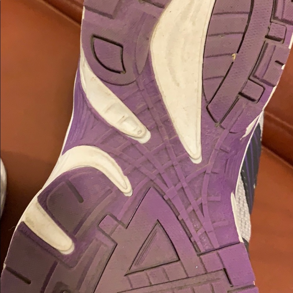 Runners - Picture 3 of 3